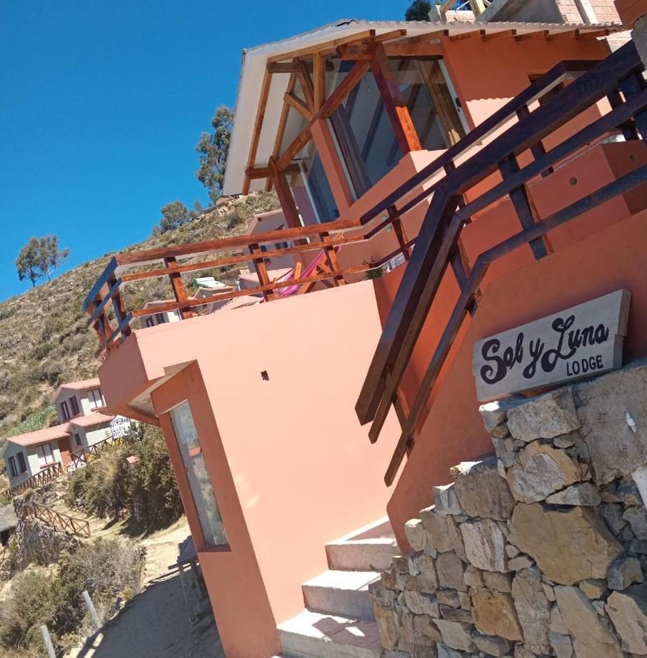 Sol Y Luna - Isla Del Sol Comunidad Yumani Bagian luar foto